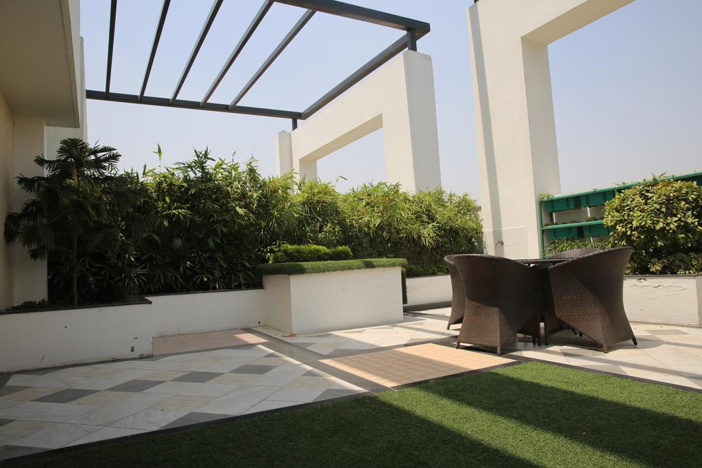 Ramada By Wyndham Ghaziabad Vasundhara Hotel Eksteriør billede