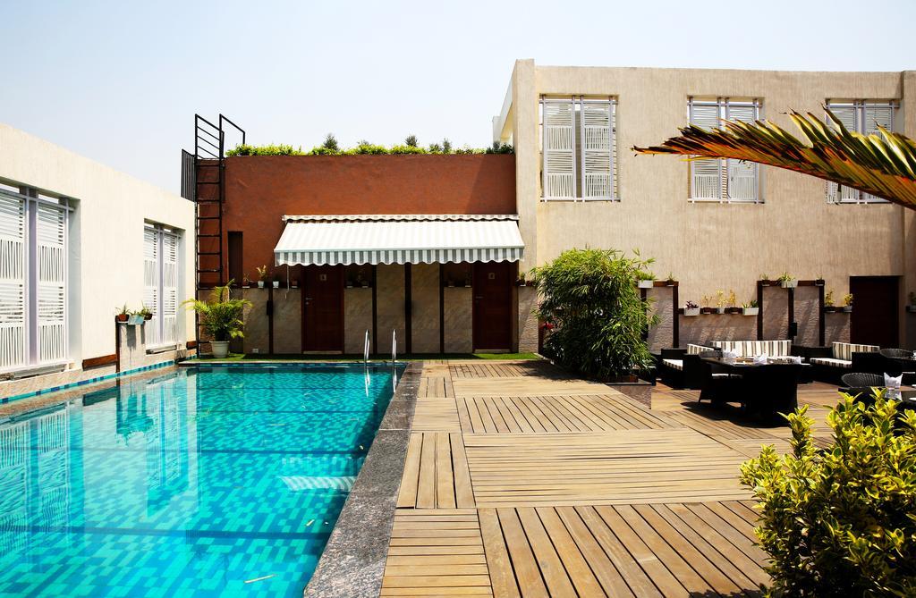 Ramada By Wyndham Ghaziabad Vasundhara Hotel Eksteriør billede
