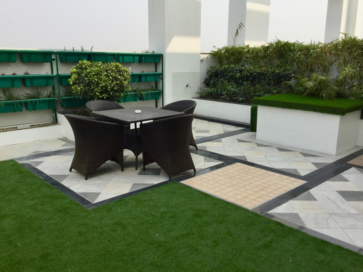 Ramada By Wyndham Ghaziabad Vasundhara Hotel Eksteriør billede